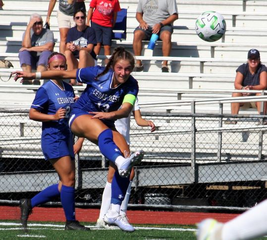 Lily Young, Cedar Crest's Riveting Debut Demands Repeat Performance –  LebCoSports